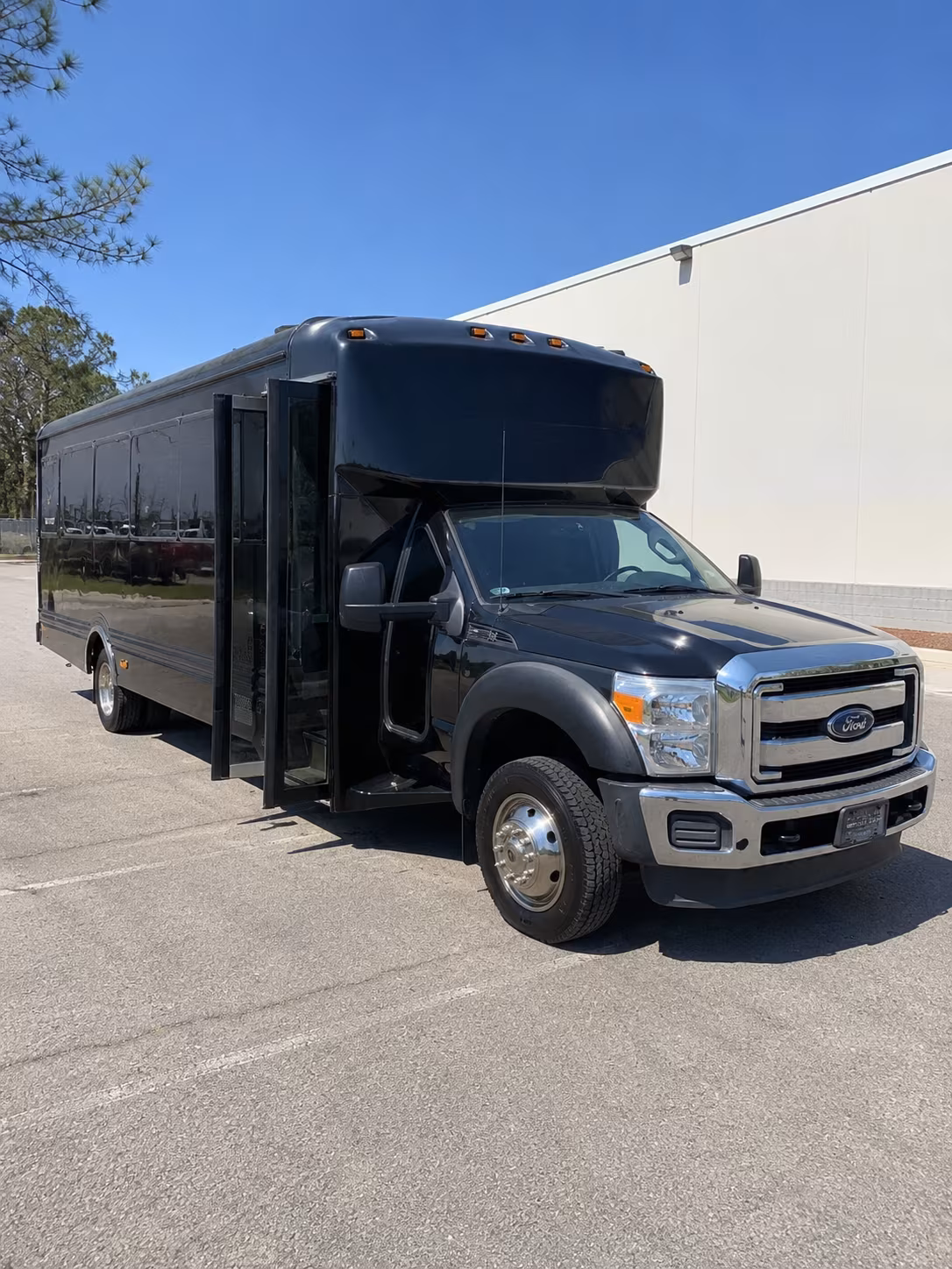 birthday party buses for nampa bar crawls and boise nightlife