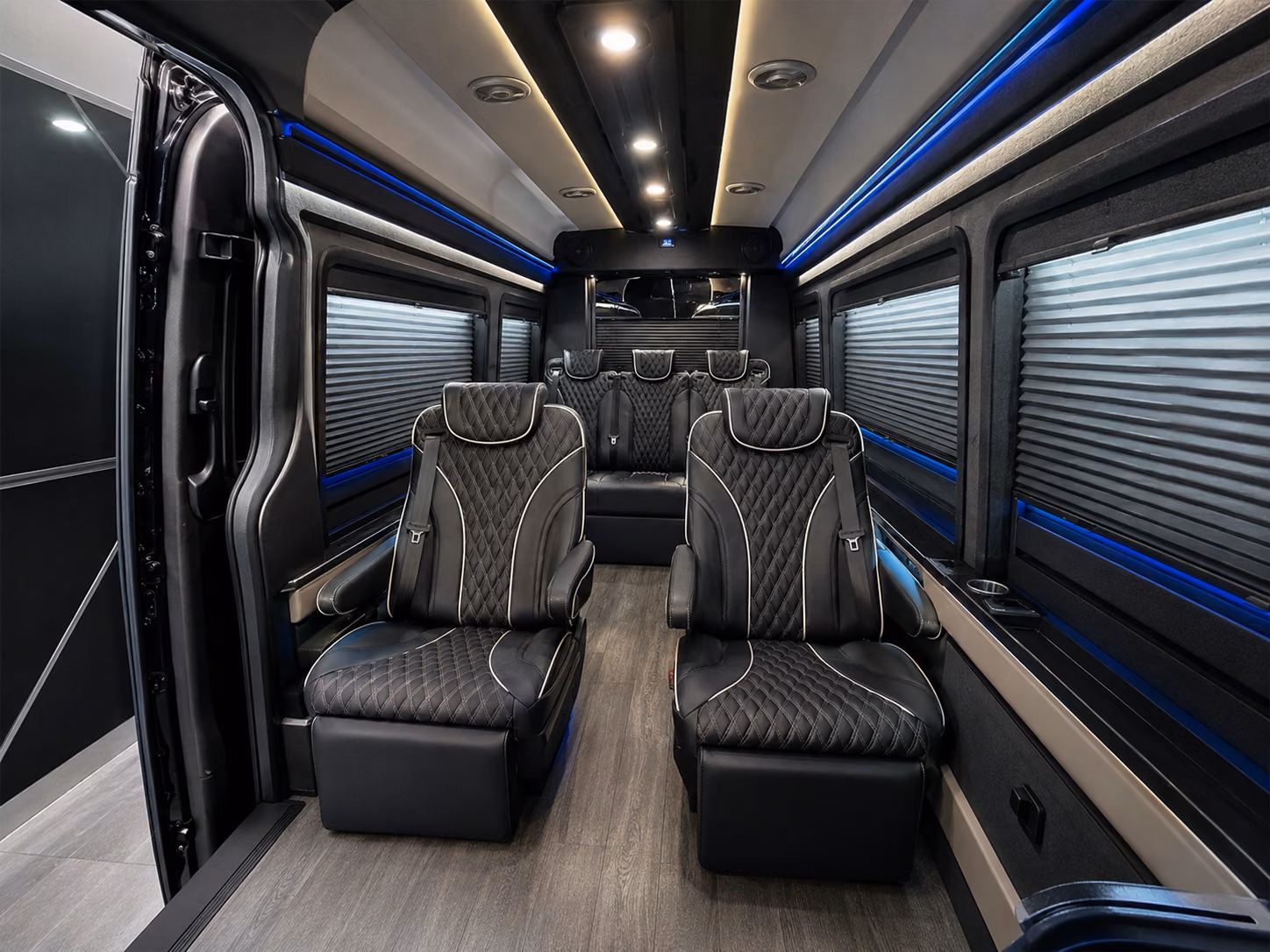 corporate shuttle buses and conference transportation in nampa