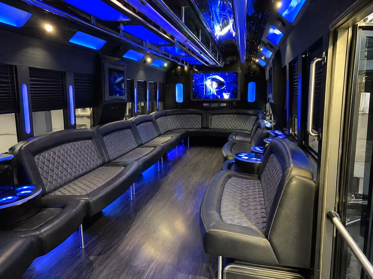 nampa 28 passenger party bus interior